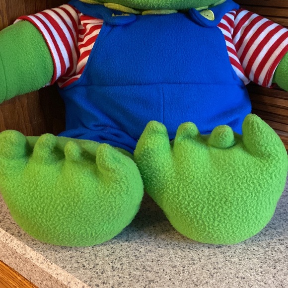Vintage Muppet Babies Kermit the Frog Plush 27” Tall Year 2004 Sesame Street - Picture 3 of 8